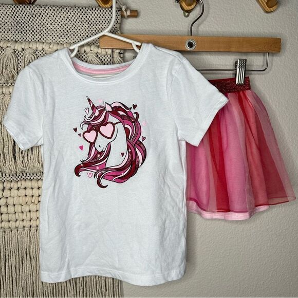 Girl’s Unicorn Valentine’s Day Tutu outfit - Picture 1 of 6